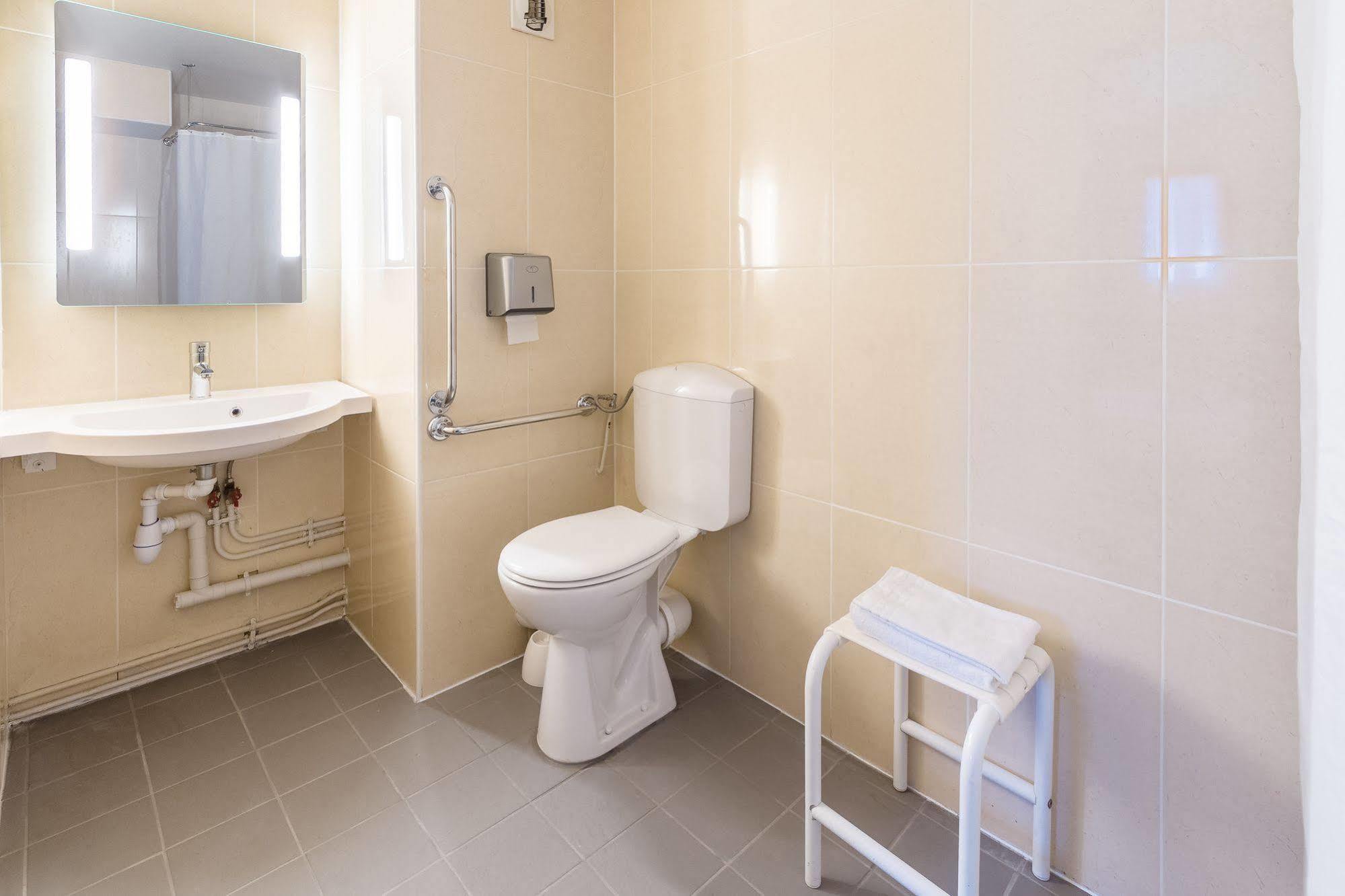 B&B Hotel Valenciennes Marly Marly  エクステリア 写真